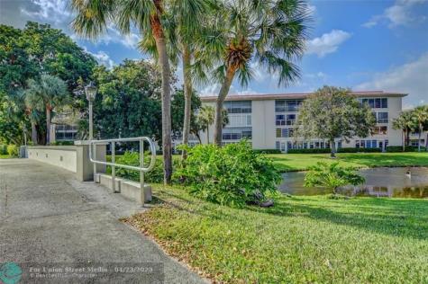 4301 Martinique Circle Coconut Creek FL 33066