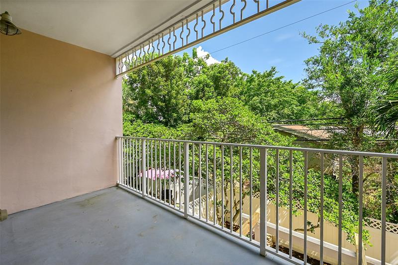 453 NE 1st Street Pompano Beach FL 33060