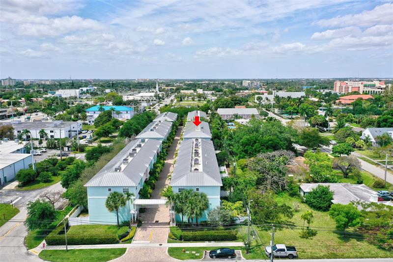 453 NE 1st Street Pompano Beach FL 33060