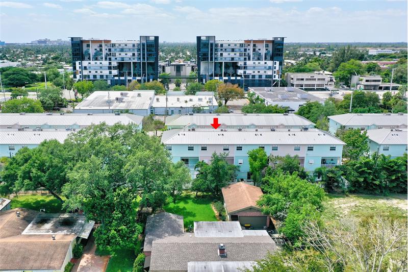 453 NE 1st Street Pompano Beach FL 33060