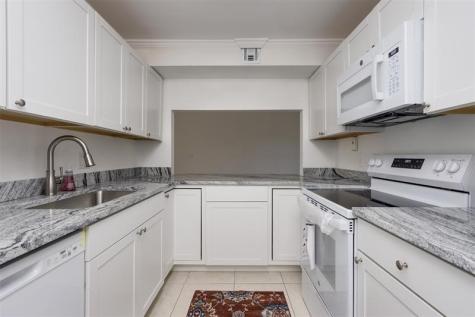 9410 Live Oak Place Davie FL 33324