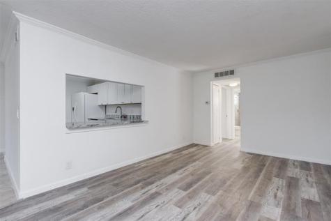 9410 Live Oak Place Davie FL 33324