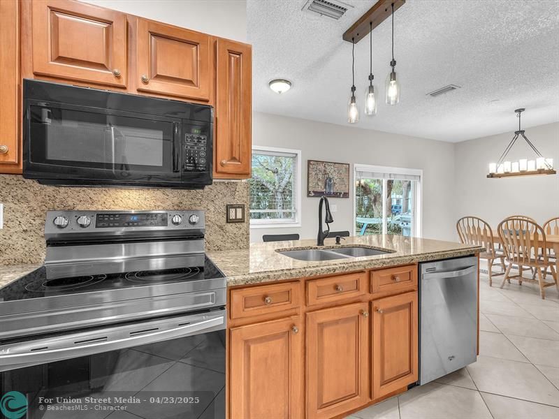 4776 Lago Vista Drive Coconut Creek FL 33073
