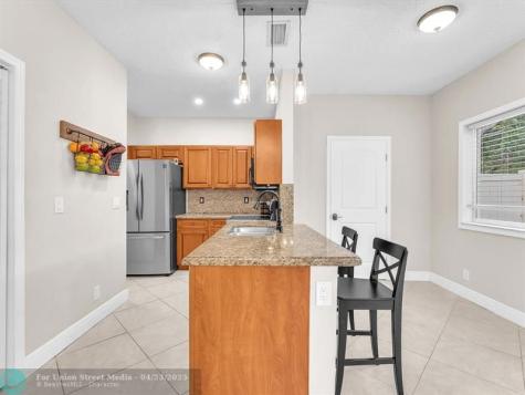 4776 Lago Vista Drive Coconut Creek FL 33073