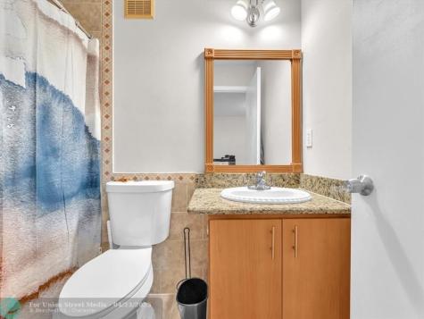 4776 Lago Vista Drive Coconut Creek FL 33073