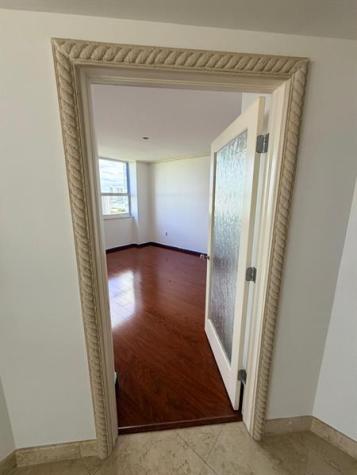 19501 W Country Club Drive Aventura FL 33180