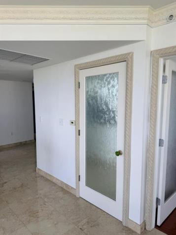 19501 W Country Club Drive Aventura FL 33180