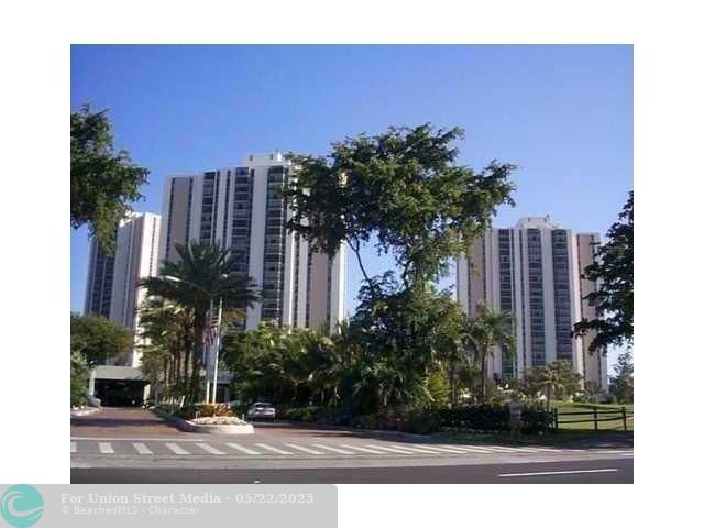 20301 W Country Club Drive Aventura FL 33180