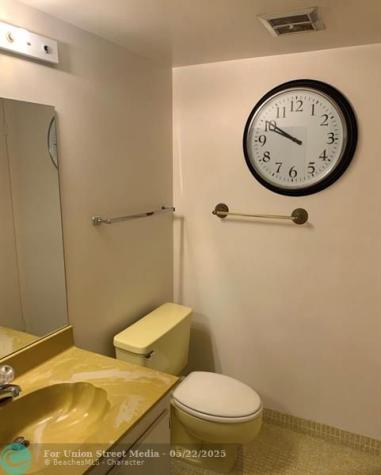 20301 W Country Club Drive Aventura FL 33180