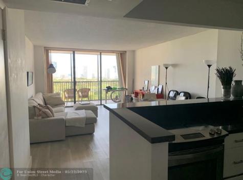 20301 W Country Club Drive Aventura FL 33180