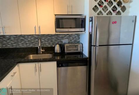 20301 W Country Club Drive Aventura FL 33180