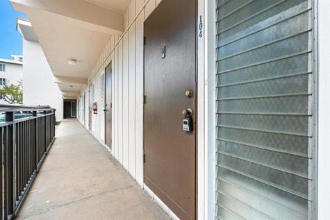 1967 S Ocean Boulevard Lauderdale By The Sea FL 33062