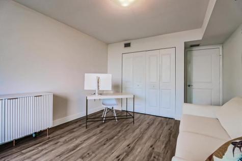 2681 N Flamingo Road Sunrise FL 33323