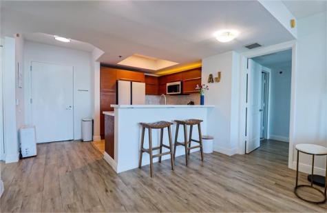 2681 N Flamingo Road Sunrise FL 33323