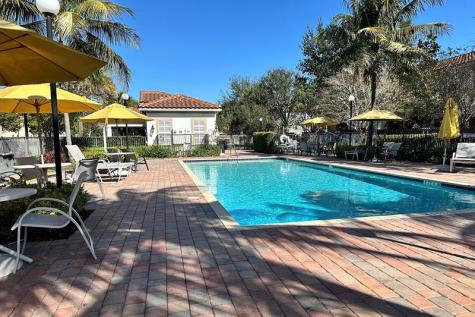 5045 Ellery Terrace West Palm Beach FL 33417