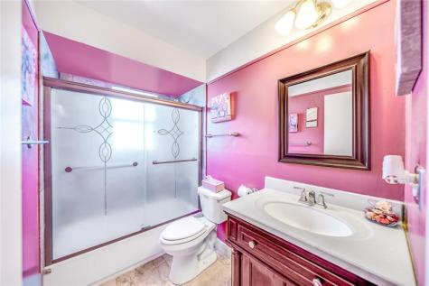 2860 Somerset Drive Lauderdale Lakes FL 33311