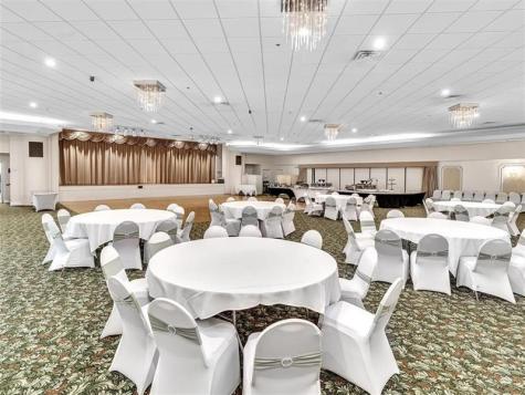 9235 Lagoon Place Davie FL 33324