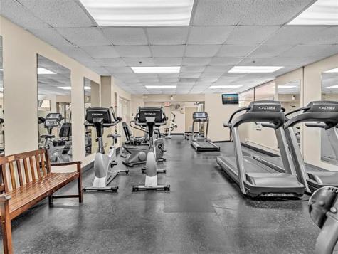 9235 Lagoon Place Davie FL 33324