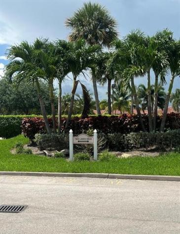 9936 Twin Lakes Drive Coral Springs FL 33071