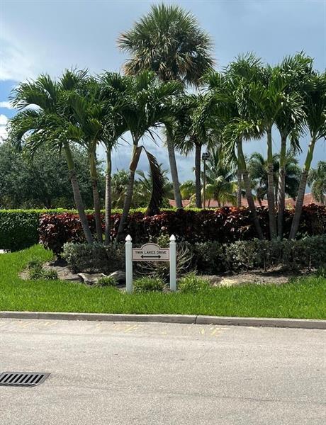 9936 Twin Lakes Drive Coral Springs FL 33071