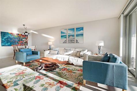 575 Oaks Lane Pompano Beach FL 33069