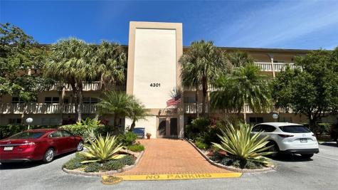 4301 Martinique Circle Coconut Creek FL 33066