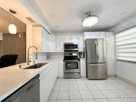 4301 Martinique Circle Coconut Creek FL 33066