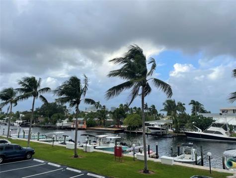 1731 SE 15 Fort Lauderdale FL 33316