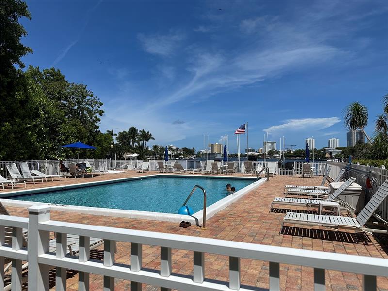 740 S Federal Highway Pompano Beach FL 33062