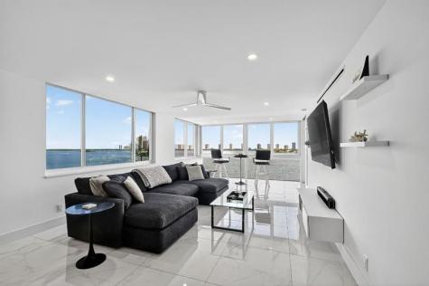301 Lake Shore Drive West Palm Beach FL 33403