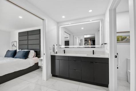 301 Lake Shore Drive West Palm Beach FL 33403