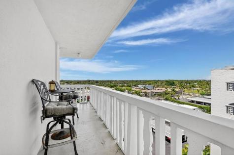 301 Lake Shore Drive West Palm Beach FL 33403