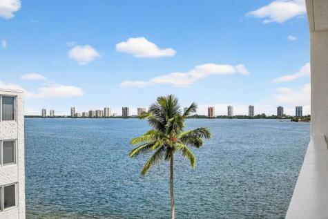 301 Lake Shore Drive West Palm Beach FL 33403