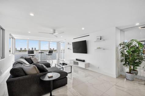 301 Lake Shore Drive West Palm Beach FL 33403