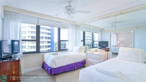 5225 Collins Avenue Miami Beach FL 33140