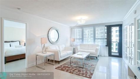5225 Collins Avenue Miami Beach FL 33140