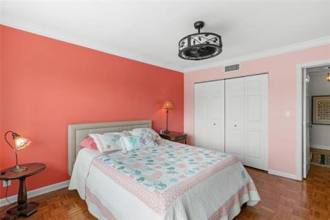 17 Middlesex Wilton Manors FL 33305