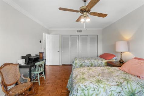 17 Middlesex Wilton Manors FL 33305