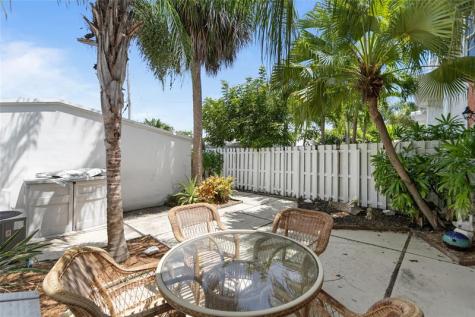 17 Middlesex Wilton Manors FL 33305