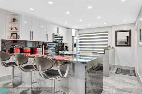 2903 Victoria Circle Coconut Creek FL 33066