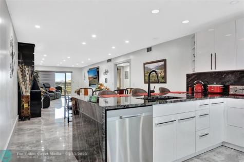 2903 Victoria Circle Coconut Creek FL 33066