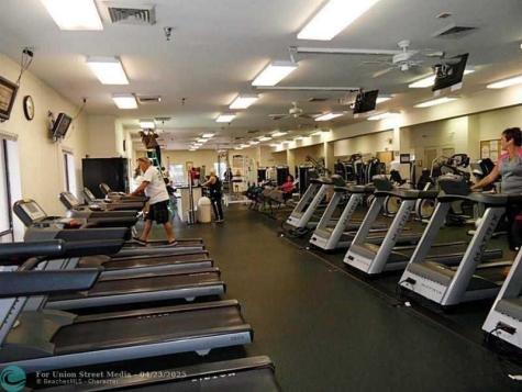 2903 Victoria Circle Coconut Creek FL 33066