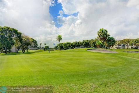 2903 Victoria Circle Coconut Creek FL 33066