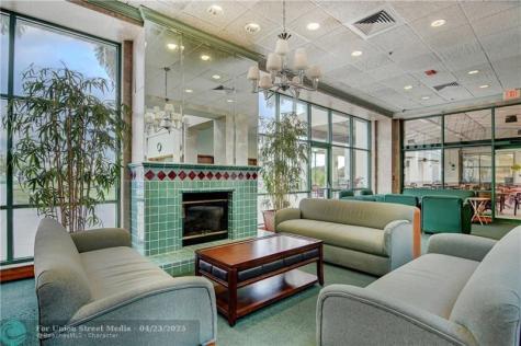 2903 Victoria Circle Coconut Creek FL 33066