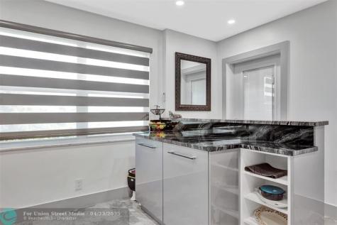 2903 Victoria Circle Coconut Creek FL 33066