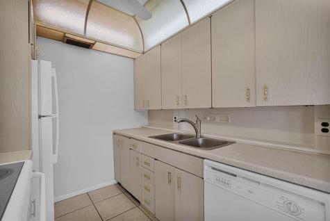 2038 Newport H Deerfield Beach FL 33442