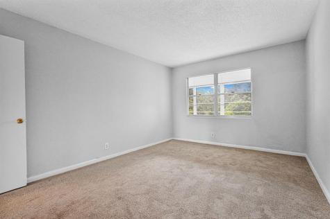 2038 Newport H Deerfield Beach FL 33442