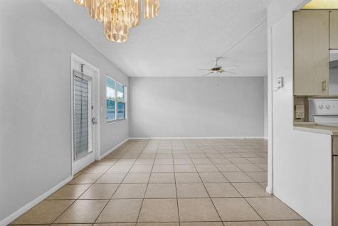 2038 Newport H Deerfield Beach FL 33442