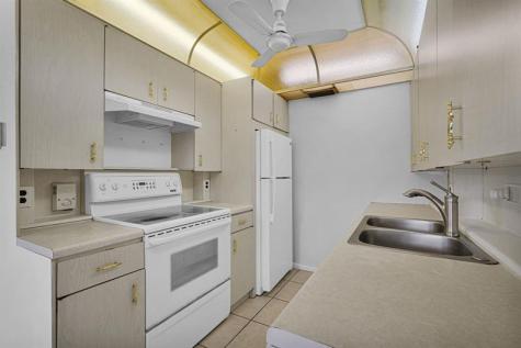 2038 Newport H Deerfield Beach FL 33442