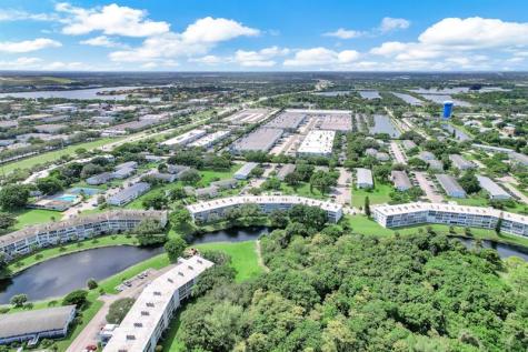 2038 Newport H Deerfield Beach FL 33442